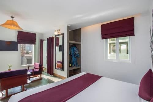 Landmark King Room with Balcony