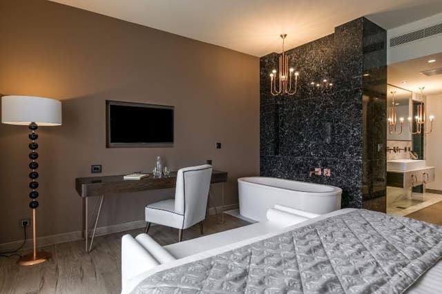 SUITE SEA VIEW WITH PRIVATE POOL