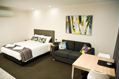 Standard Queen Room