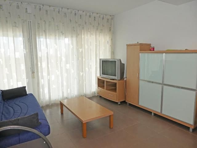 APARTMENT CAPACITY 6 TWO BEDROOMS