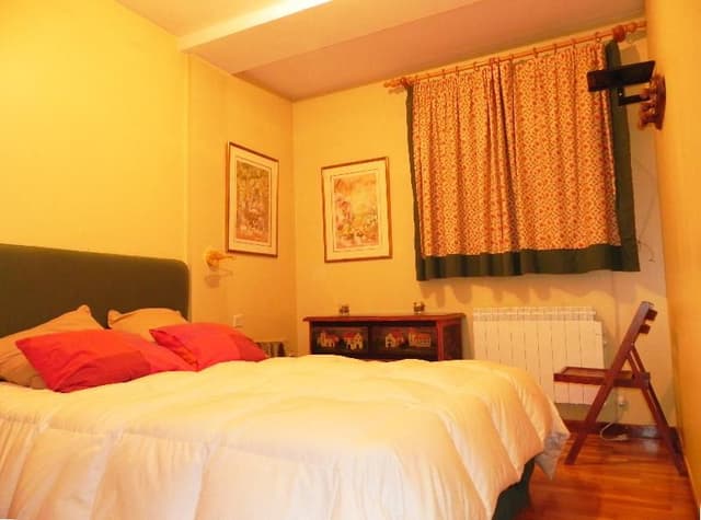 APARTMENT CAPACITY 8 TWO BEDROOMS