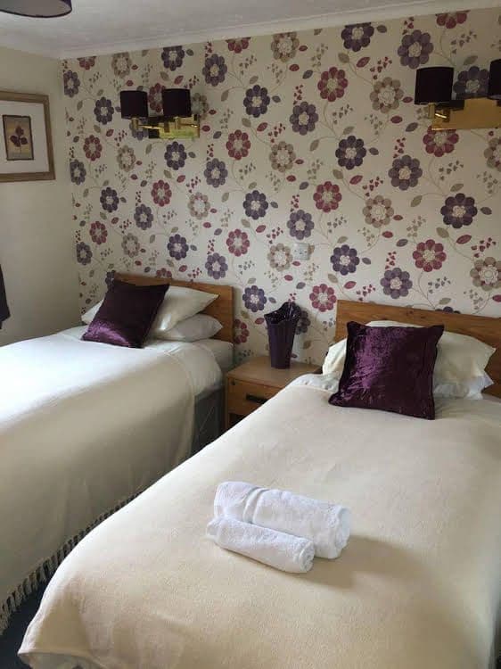 Roag House Bed & Breakfast Roag House Bed & Breakfast