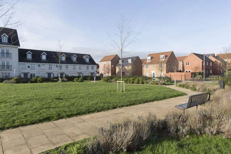 5 Rosebay Gardens