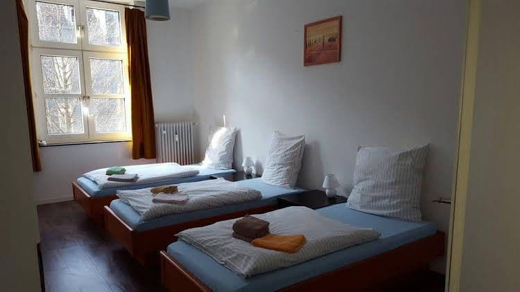 Apartment Huttenstrasse