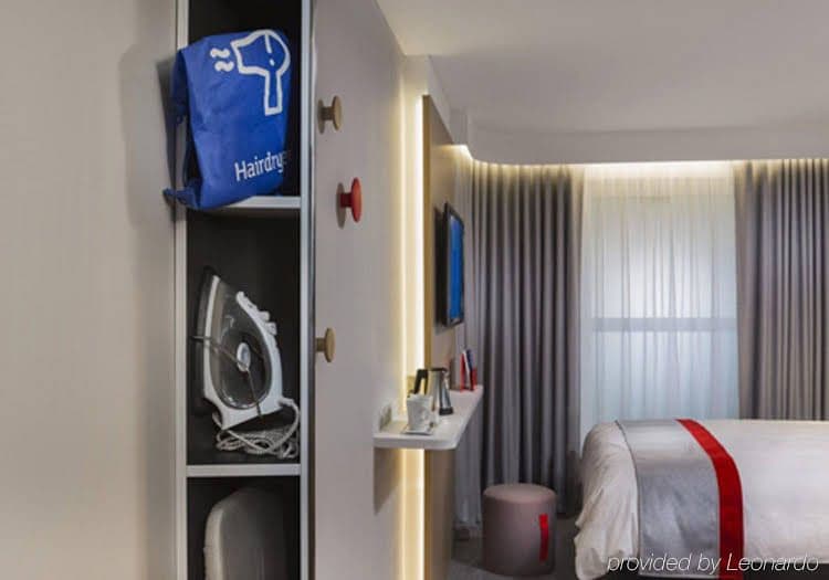Holiday Inn Express Stockport By IHG