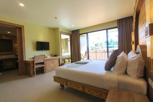 Deluxe Family Room