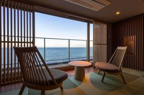 Standard Twin Room with Sea View