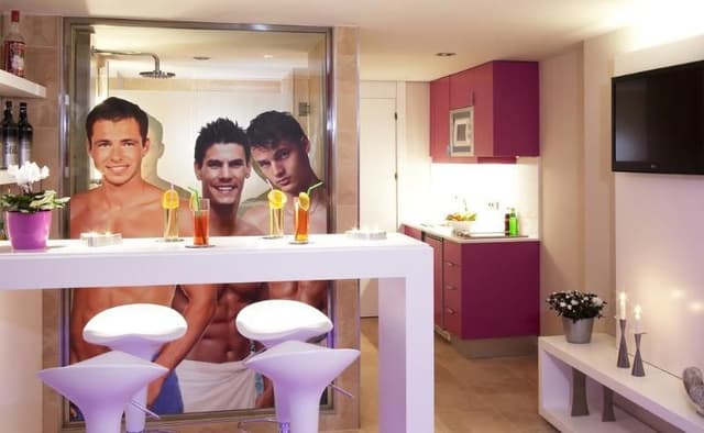 SUITE STANDARD