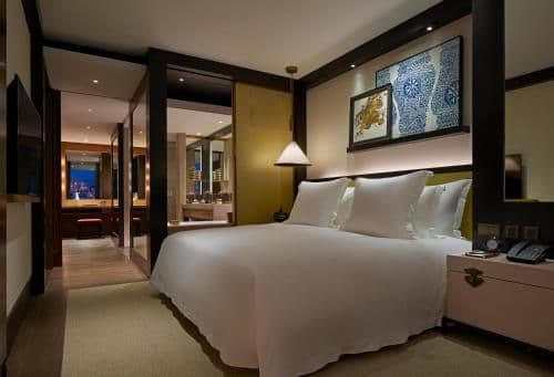 Manor Suite