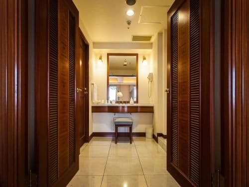 Suite with Two Double Beds - Smoking