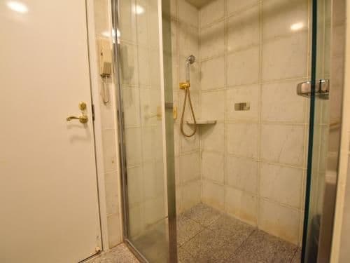 Suite with Two Double Beds - Smoking