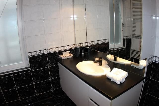 APARTMENT CAPACITY 4