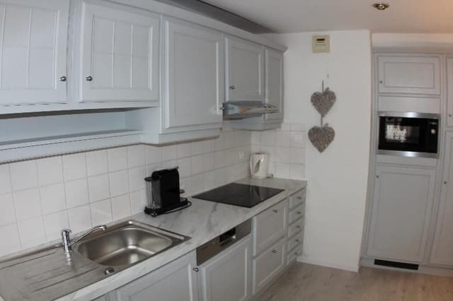 APARTMENT CAPACITY 4