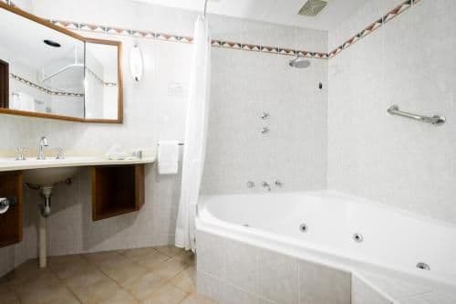 One Bedroom Spa Suite