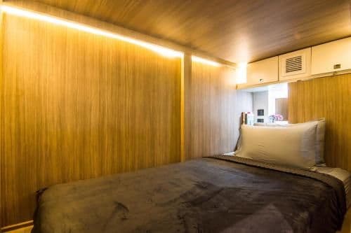Capsule Suite(Upper and Lower)