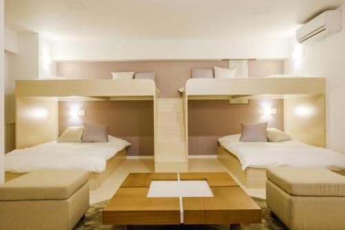 Quadruple Room with Dining Room
