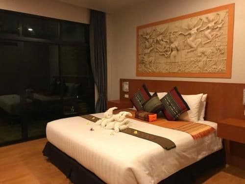 Deluxe Double Room (2 Adults + 1 Child)
