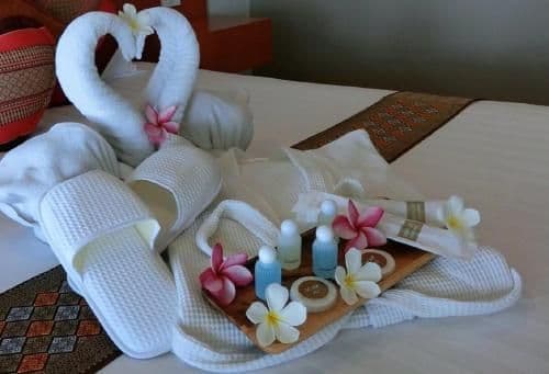 Deluxe Double Room (2 Adults + 1 Child)