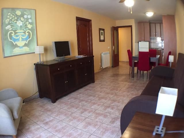 APARTMENT WITH KITCHENETTE