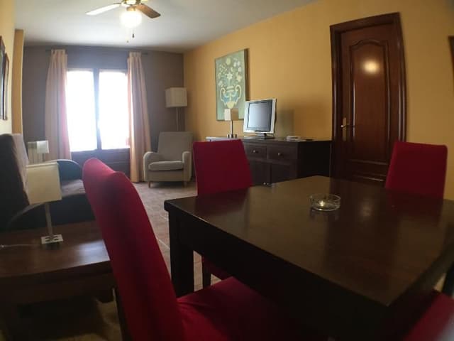 APARTMENT WITH KITCHENETTE