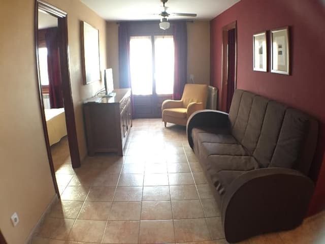 APARTMENT CAPACITY 3