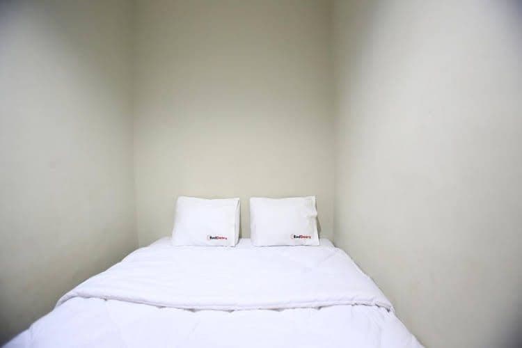 RedDoorz Karet Pedurenan RedDoorz Karet Pedurenan