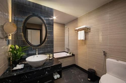 Junior Suite with City View