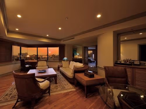 Penthouse Suite with Lounge Access - Non Smoking