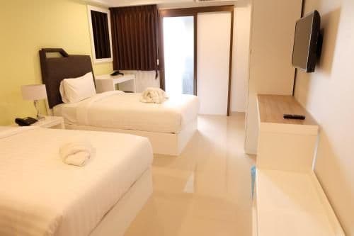 Deluxe Double or Twin Room