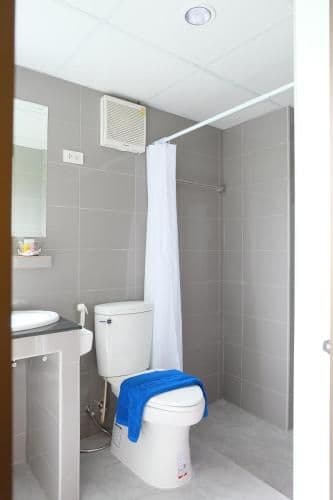 Deluxe Double or Twin Room - Roundtrip airport Transfer