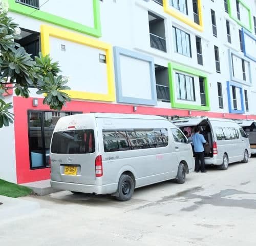 Family Room - Round Trip Transfer