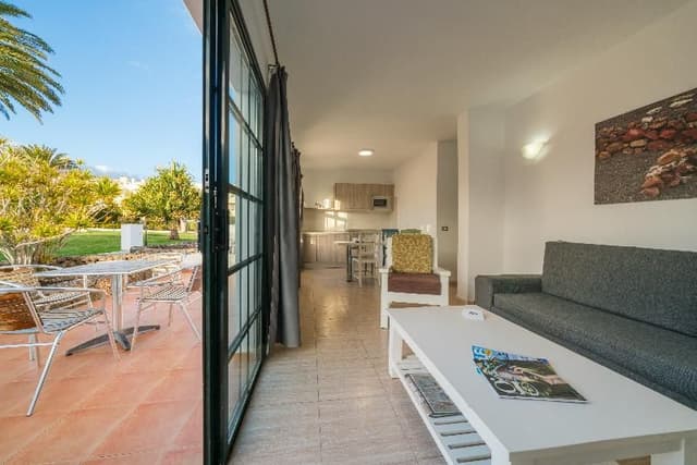 APARTMENT CAPACITY 2