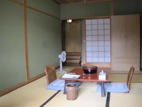 Japanese-Style Standard Room with Shared Bathroom and Sea View