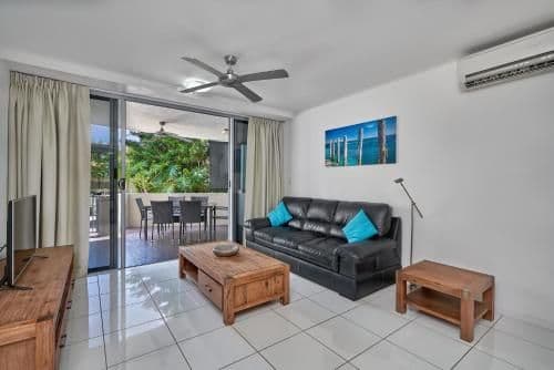 Deluxe Three-Bedroom Apartment