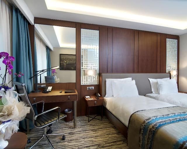 DOUBLE DELUXE WITH BALCONY