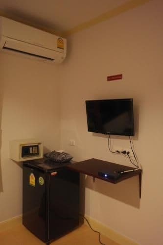 Deluxe Double Room with Window
