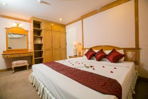 Executive Suite