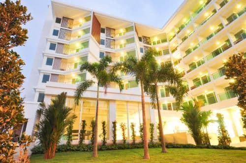 โรงแรมวารีนา พาเลซ