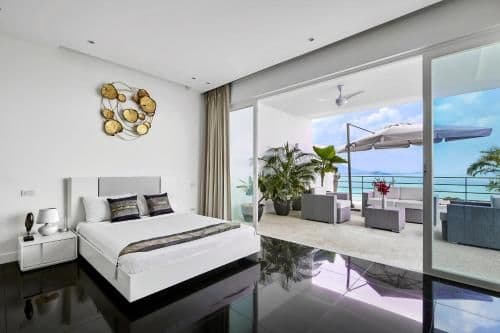 Villa with Sea View
