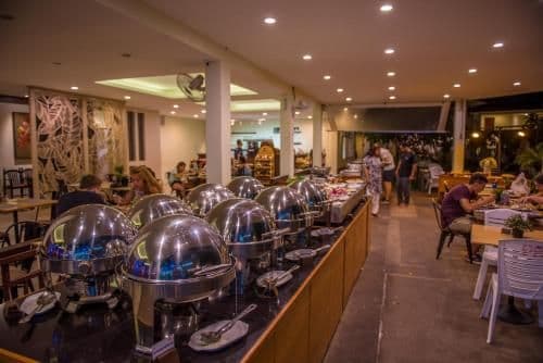 Villa with Pool Access