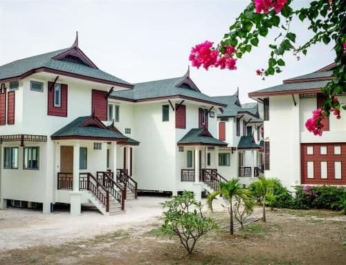 Villa with Pool Access