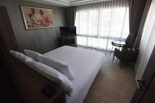 Villa with Pool Access