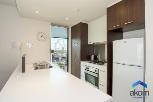 Two-Bedroom Apartment with Views and One Bathroom - Metropolitan