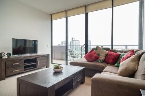 Two-Bedroom Apartment with Views and Two Bathrooms - Getaway