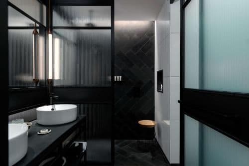 QT Deluxe King Room