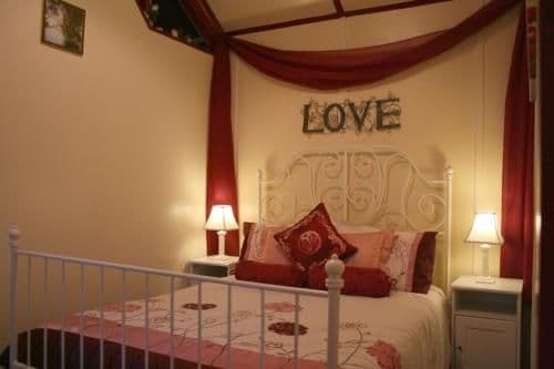 One-Bedroom Cottage