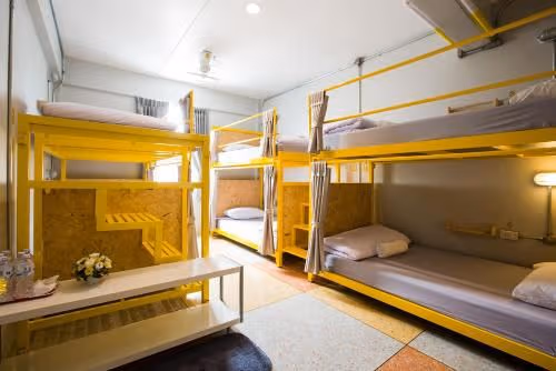 Family Room with Shared Bathroom (6 Bunk Beds)