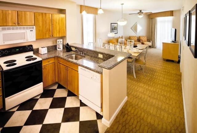 DOUBLE TWO BEDROOMS