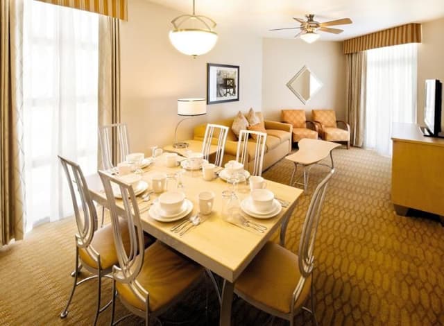 DOUBLE TWO BEDROOMS
