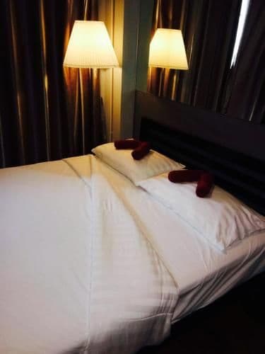 Deluxe Double Room with Shower